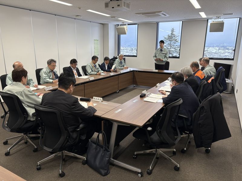 災害対策本部の会議の様子