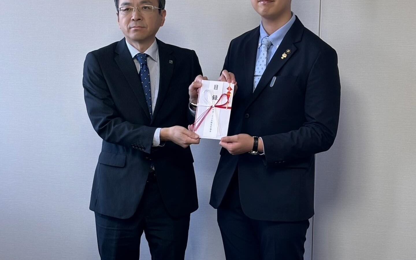 【秋田タイ王国友好協会よりご寄付をいただきました】