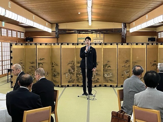 12月10日、「更生保護関係受彰祝賀会・退任者感謝の会」に出席しました。