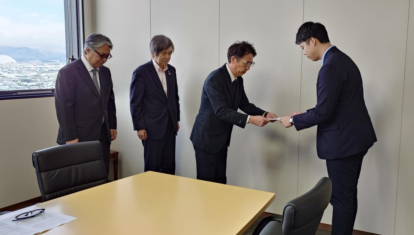 2月2日、大館市建設業協会の皆さまより、建設業界を取り巻く現状や今後に向けた多岐…
