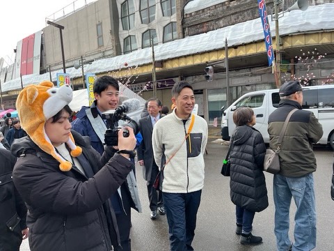 大町に新たにスタジオを構える8bitNews「ハチスタ」に鈴木知事が！