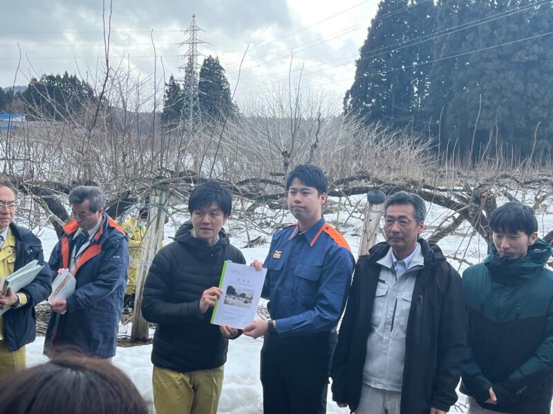 本日、鈴木農林水産大臣に、大館市中山地区の梨園地における豪雪被害の現地をご視察い…