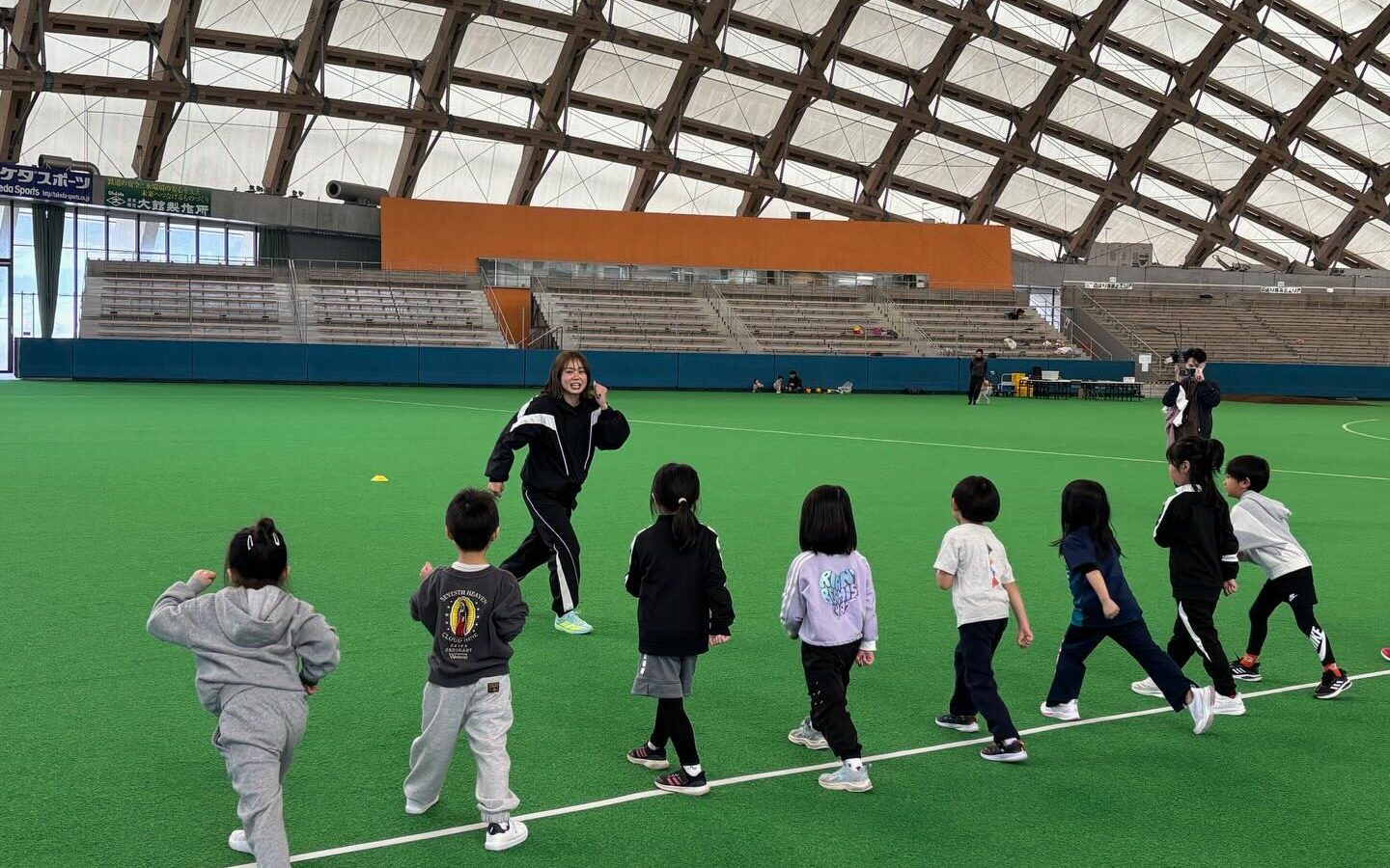 ニプロハチ公ドームで「スポーツ体験フェス」を開催しました。