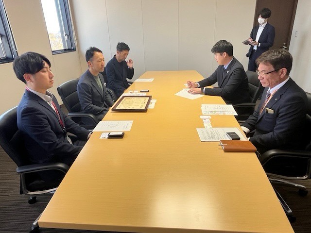 宮城県の住宅メーカー「あいホーム」様に大館市へお越しいただき、企業版ふるさと納税…