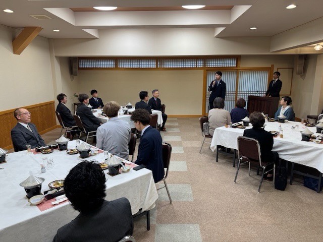 理容組合大館支部総会懇親会にお招きいただき、ご挨拶をさせていただきました。