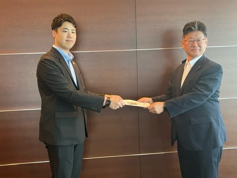 8月4日は、ANA（全日本空輸株式会社）へ、大館能代空港の3往復運航の継続と利用…